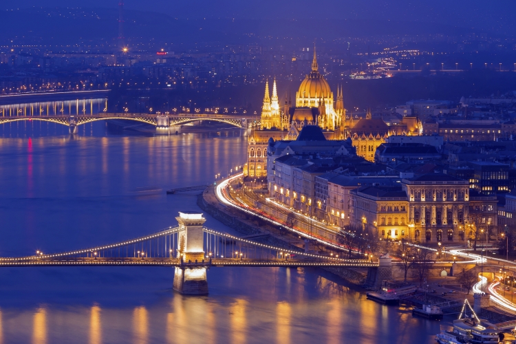 ტურიBudapest